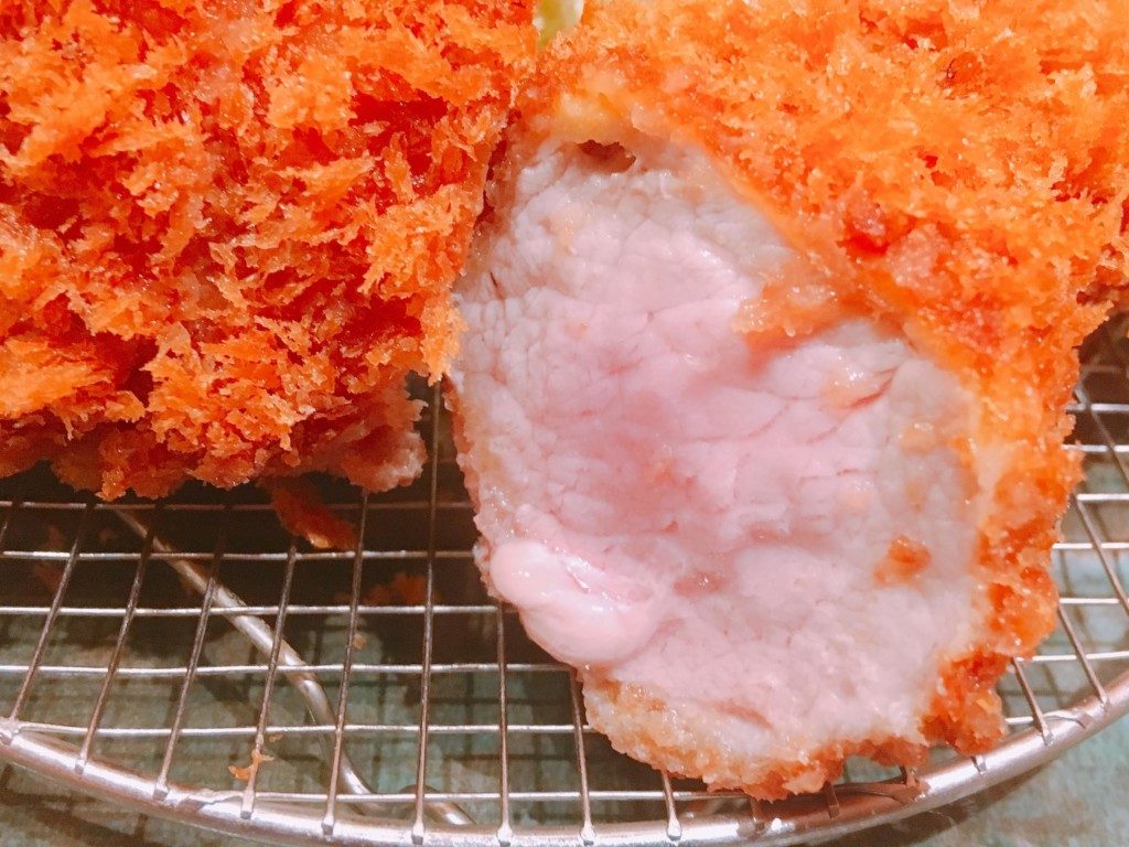特ひれかつ