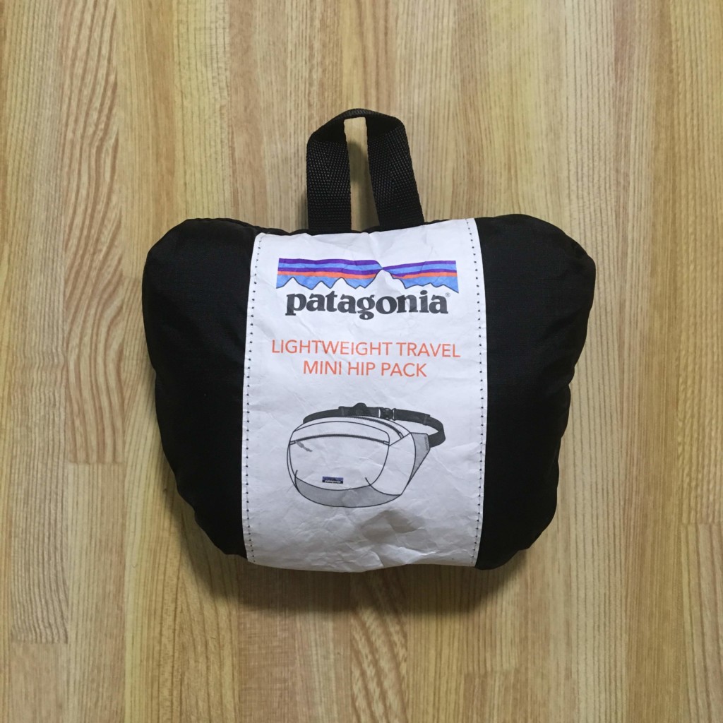 patagonia mini hip pack 変身後 裏